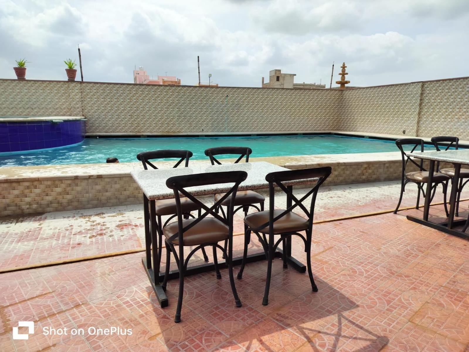 Apple & Restaurant Resort Jodhpur (Rajasthan)